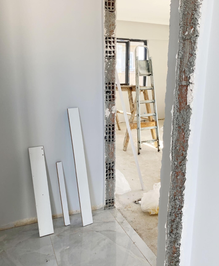 Ouverture de cloison et préparation des murs Rénovation intérieure avec ouverture de cloison et préparation des murs avant aménagement